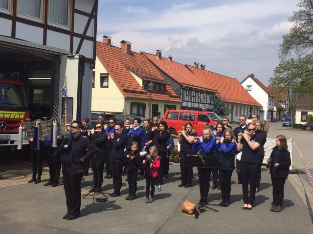 Maifrühshoppen bei der Freiwilligen Feuerwehr am 01.05.2017